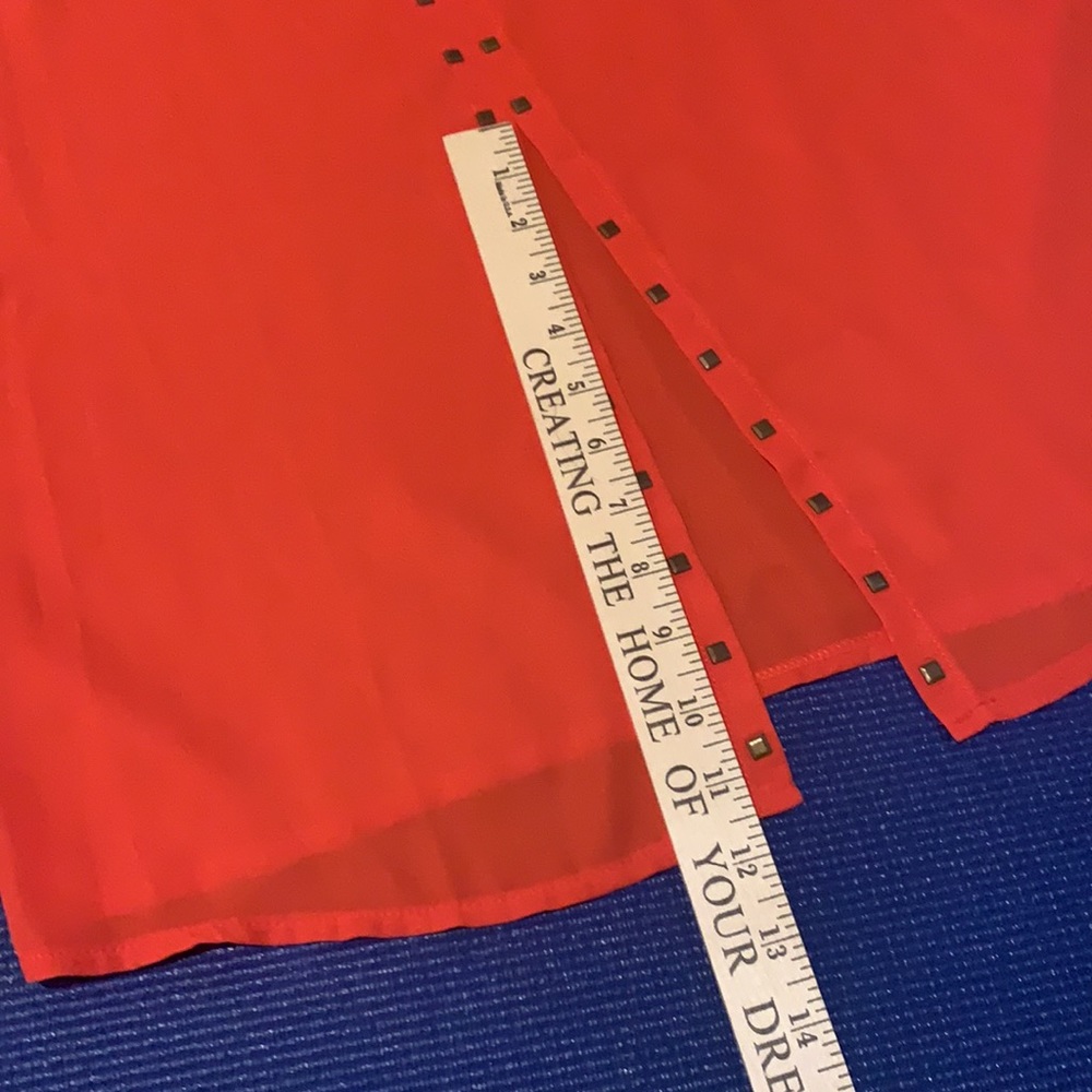 Rain Orange Top, sleeveless, light weight, flows, sexy, keyhole - Picture 3 of 4